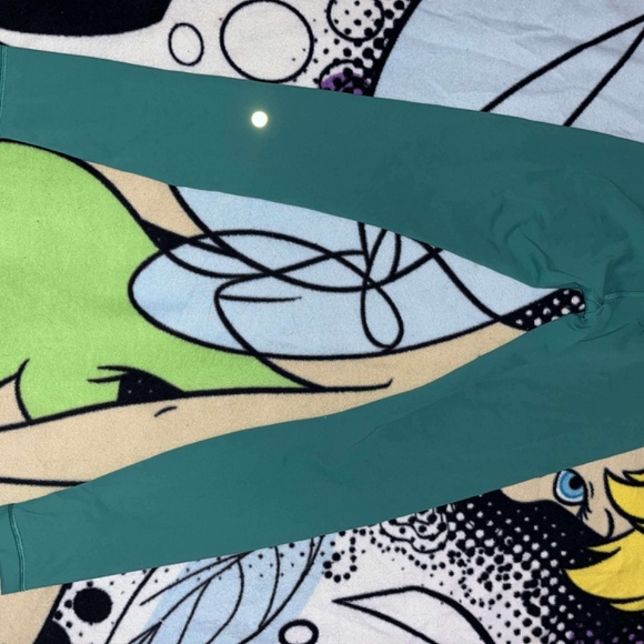 6 pairs of size 6 Lululemon - Picture 9 of 11